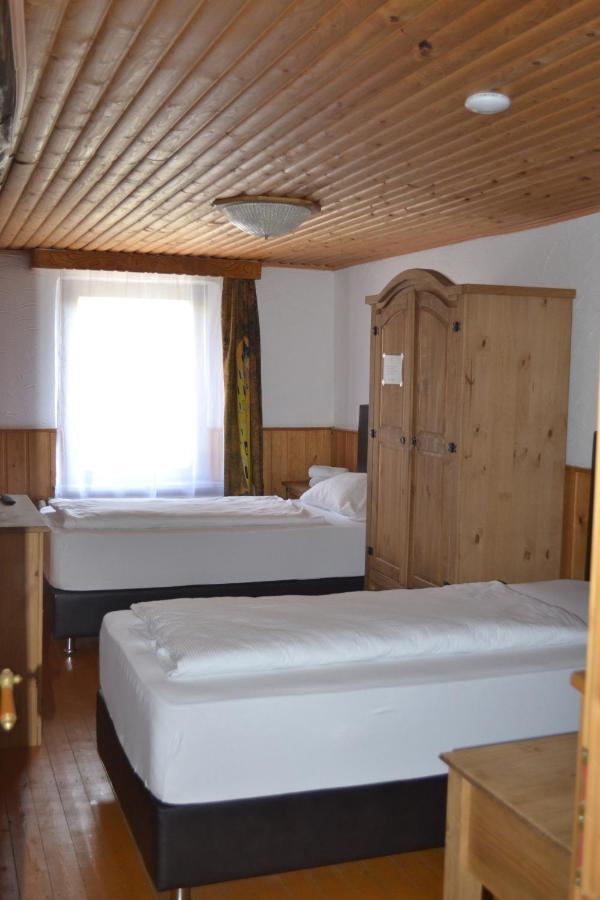 Hotel Altes Faehrhaus Дуйсбург Экстерьер фото