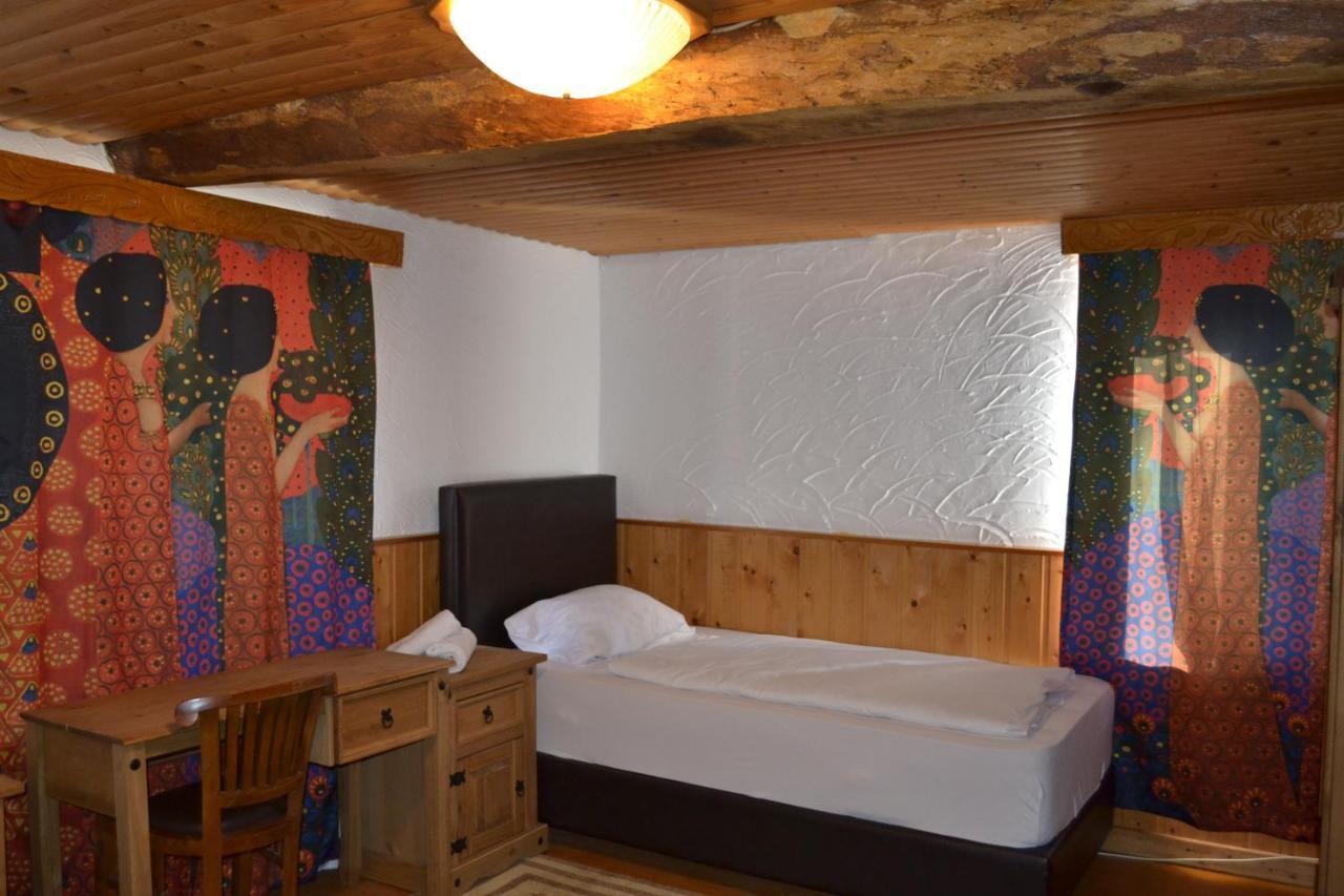 Hotel Altes Faehrhaus Дуйсбург Экстерьер фото