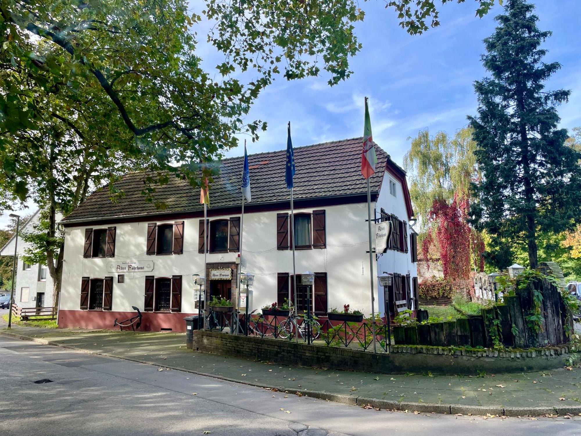 Hotel Altes Faehrhaus Дуйсбург Экстерьер фото